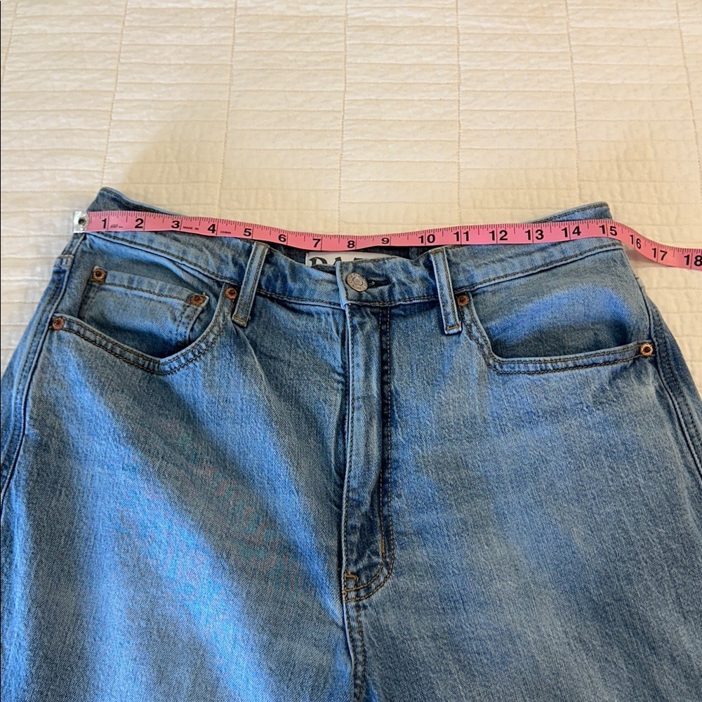 DAZE Jeans Size 30 Barrel Leg High Rise Light Wash Denim Statement - Picture 5 of 12